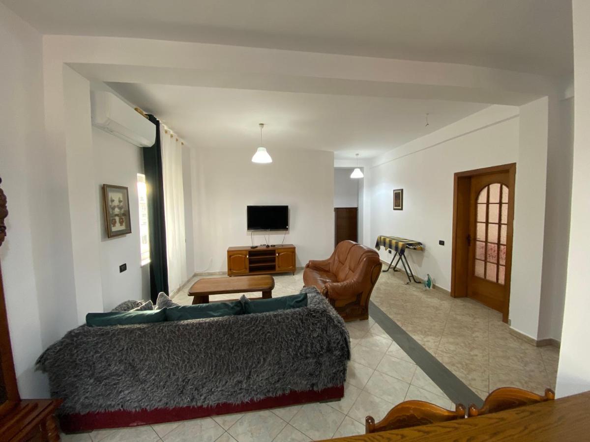 Tirana Apartmant 2 Bagian luar foto